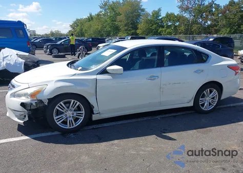 2015 Nissan Altima 2.5 S from USA, damaged, VIN 1N4AL3AP6FN405743